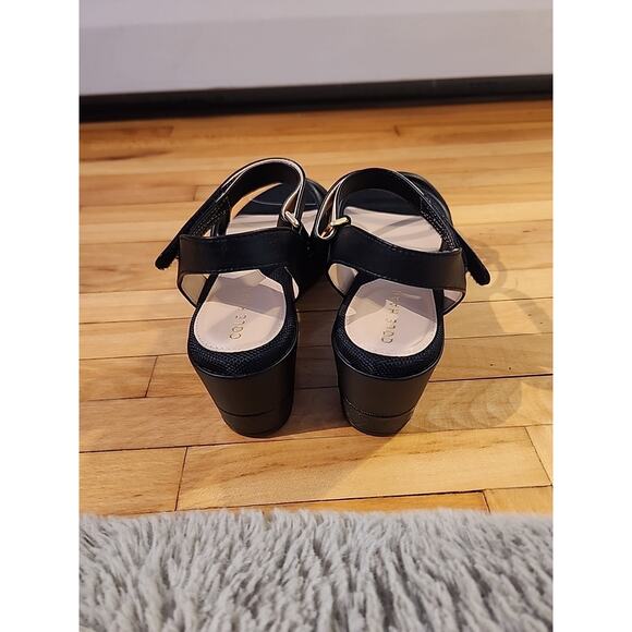 Cole Haan Women’s Grand Strappy Black Platform Wedge Sandal Size 7.5B - Picture 8 of 9